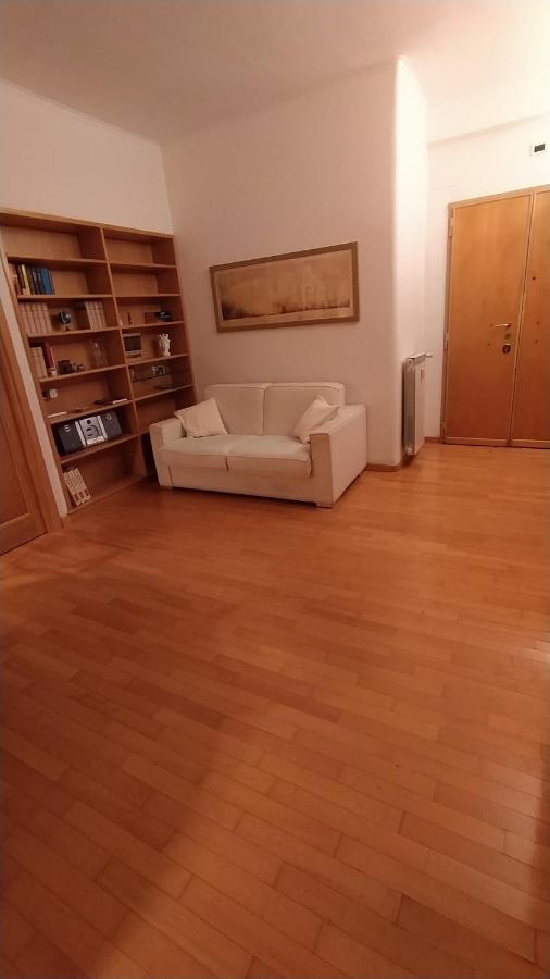 Lovely Suite Accogliente Appartamento Tra Policlinico E Piazza Bologna Rome Exterior photo